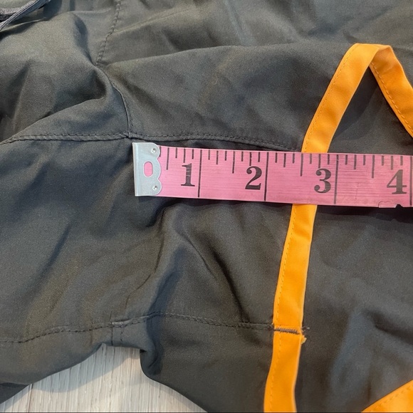 NIKE Gray Brief Lined Running Shorts With Pink And Orange Trim Size XS - Picture 3 of 9